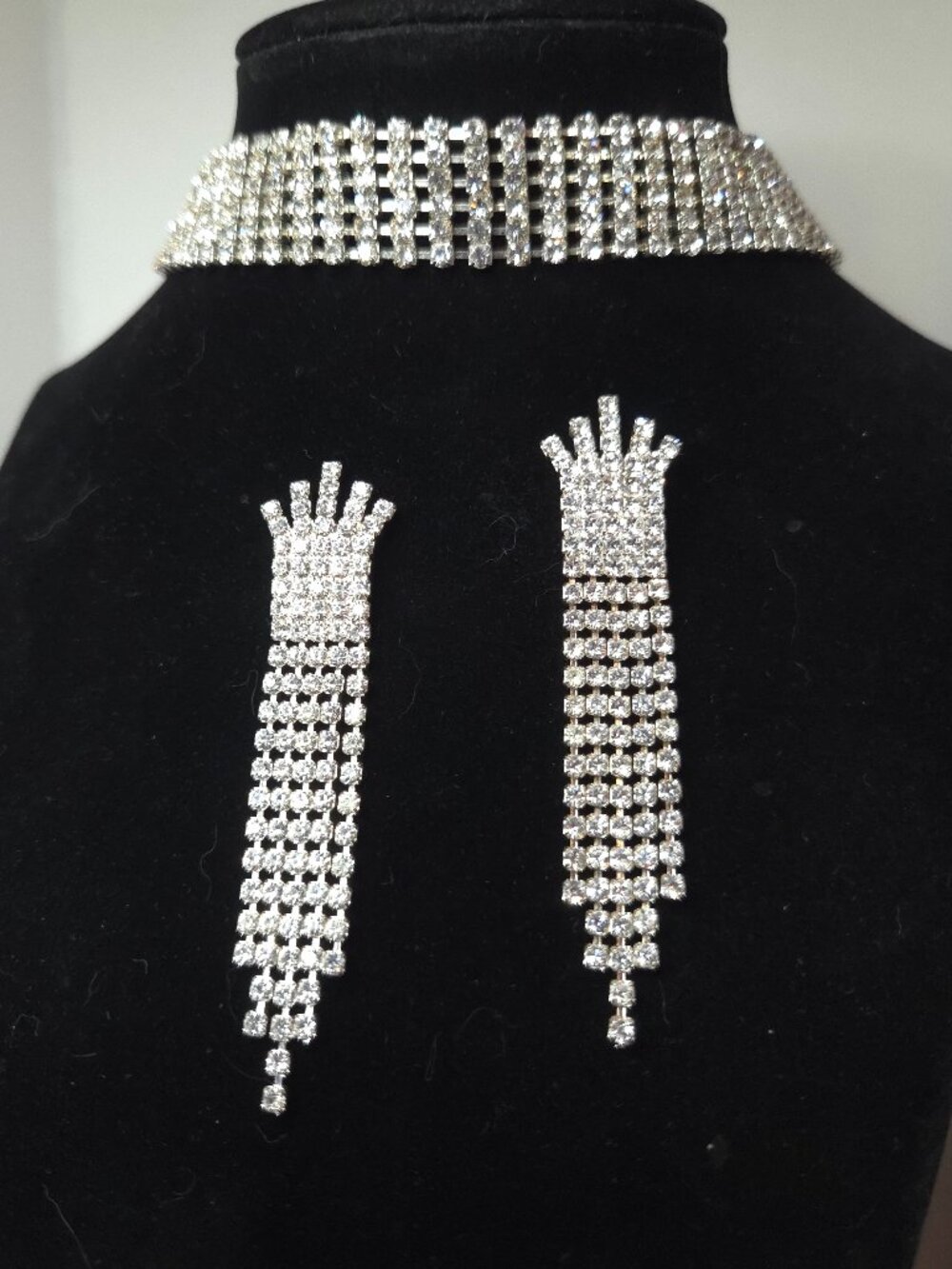 Art Deco Choker and Earring Set for Pierced Earrings
